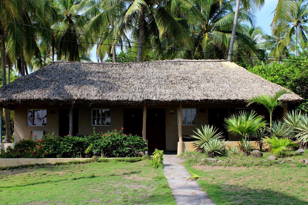 Capricho Beach House Hotell El Zapote  Exteriör bild