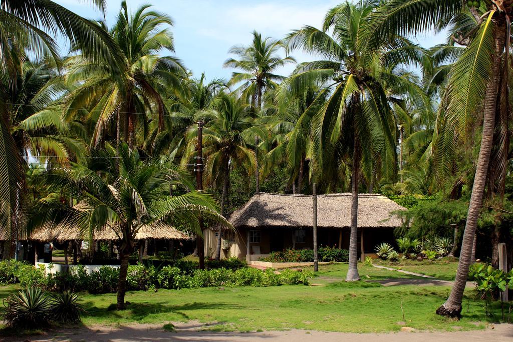 Capricho Beach House Hotell El Zapote  Exteriör bild