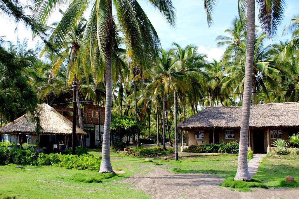 Capricho Beach House Hotell El Zapote  Exteriör bild